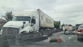 Tiền Giang: Quốc lộ 1 kẹt xe kéo dài do tai nạn giao thông 