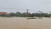 Lũ năm nay ở Quảng Bình đặc biệt lớn nên phải huy động tổng lực để tiếp tế cứu dân