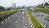 Thông xe hầm chui nút giao thông Đại học Quốc gia TPHCM - Xa lộ Hà Nội . Ảnh: QUỐC HÙNG