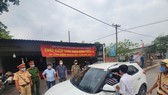Đo thân nhiệt kiểm dịch phòng, chống Covid-19 trên địa bàn quận 9, TPHCM. Ảnh: ĐÀO THỤY