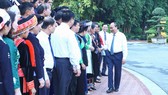 Chủ tịch nước Nguyễn Xuân Phúc gặp mặt Đoàn đại biểu người dân tộc thiểu số tiêu biểu tỉnh Cao Bằng