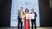 Di Động Việt trao 100 triệu đồng vào quỹ Mẹ đỡ đầu thuộc Hội Liên hiệp Phụ nữ Việt Nam tại sự kiện