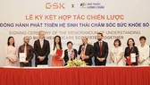FPT Long Châu và GSK Việt Nam ký kết hợp tác