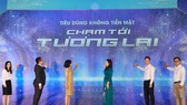 Kích hoạt sự kiện "Không dùng tiền mặt 2022" tại Hà Nội