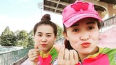 Hai chị em Phạm Hồng Nhung, Phạm Hồng Loan. 