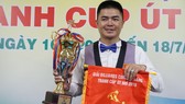 Cơ thủ Nguyễn Quốc Nguyện với chức vô địch. 