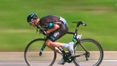 Chris Froome dùng kỹ thuật Supertuck giành chiến thắng ở Tour de France 2016. 