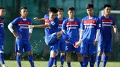 Đội U23 Việt Nam hồi hộp chờ đối thủ ở VCK giải châu Á 2018. Ảnh: HOÀNG HÙNG