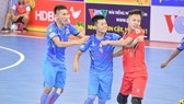 Niềm vui của các cầu thủ Sài Gòn FC khi bất ngờ thắng Thái Sơn Nam. Ảnh: Anh Trần