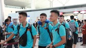 Các tuyển thủ tại sân bay Tân Sơn Nhất. Ảnh: Hữu Thành