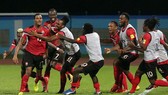 Các cầu thủ Trinidad and Tobago trong trận thắng 2 - 1 trước tuyển Mỹ. Ảnh: REUTERS
