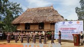 The long communal house “Guol” of the Co Tu ethnic group in the central province of Thua Thien-Hue (Photo: VNA)