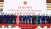 Prime Minister Nguyen Xuan Phuc witnesses the launch of the Committee for Management of State Capital (CMSC) in Hanoi on September 30. (Photo: VNA)