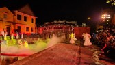 A performing item of the show revives the Hoi An Trading port in the past. (Photo: SGGP)