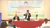 At the press conference to introduce Vietnam Dairy 2022. (Photo: VNA)