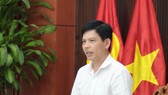 Chairman of the People's Committee of Quang Nam Province, Le Tri Thanh speaks at the meeting.