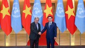 National Assembly Chairman Vuong Dinh Hue (R) and UN Secretary-General António Guterres (Photo: SGGP)