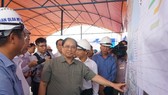 Prime Minister Pham Minh Chinh asks investors to ensure the project's quality and workplace safety for employees.
