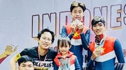 Các VĐV trượt băng của Việt Nam tại giải ở Indonesia. Ảnh: LĐTB