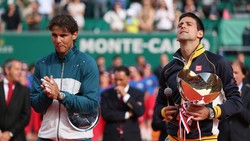 Lễ trao giải trận chung kết Monte Carlo Masters 2013, khi Djokovic "dám thắng" Nadal