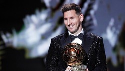 Lionel Messi thắng Quả bóng vàng thứ 7 kỷ lục vào năm ngoái, nhưng nằm ngoài bảng đề cử kể từ năm 2005.