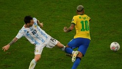 Tính quyết liệt của trận “derby Nam Mỹ” chứa đựng nhiều hiểm họa chấn thương.