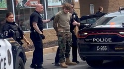 Mỹ: Nổ súng trong siêu thị, 10 người thiệt mạng