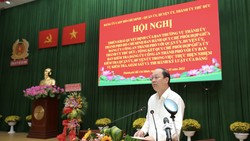 Đồng chí Nguyễn Hồ Hải, Phó Bí thư Thành ủy TPHCM phát biểu tại hội nghị. Ảnh: DŨNG PHƯƠNG 