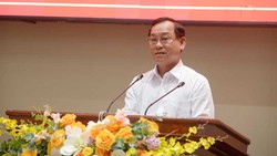Chủ tịch UBND tỉnh Tiền Giang đối thoại với nông dân
