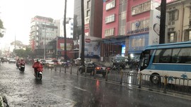 Downpours remain in Ho Chi Minh City ảnh 1