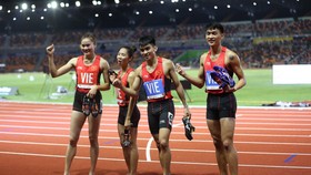 Chia sẻ bất ngờ sau chiến thắng của tổ tiếp sức 4x400m hỗn hợp