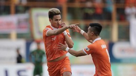 Tấn Tài lập công, Topenland Bình Định giành 3 điểm trước Sài Gòn FC. Ảnh: DŨNG PHƯƠNG