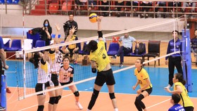Thanh Thuý và các đồng đội bất ngờ để thua Thái Bình 0-3 ở lượt trận cuối cùng vòng bảng.