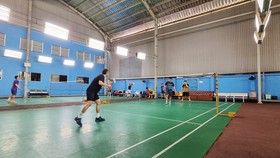 Đội tuyển cầu lông TPHCM tập luyện tại Nhà tập Tao Đàn. Ảnh: PHÚC NGUYỄN