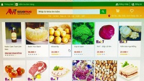 Hàng chục tấn rau quả tiêu thụ trên chợ mạng mỗi ngày