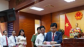 Bí thư Tỉnh ủy Cà Mau đảm nhận thêm chức Chủ tịch HĐND tỉnh