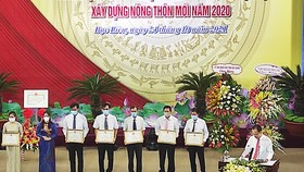 Công bố quyết định công nhận TP Bạc Liêu hoàn thành xây dựng nông thôn mới