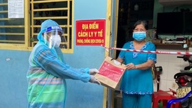 5.500 túi thuốc F0 và 2.000 túi thuốc F0 nặng đã được Masterise Group và Thành Đoàn trao cho bệnh nhân