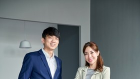Ông Neo Zhizhong và bà Alicia Cheong, 2 nhà đồng sáng lập Geniebook