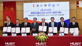 Lễ ký kết biên bản ghi nhớ hợp tác nhóm 7 trường đại học kỹ thuật