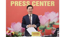 Đại hội XIII xác định tầm nhìn xa hơn đến giữa thế kỷ XXI, phấn đấu đưa nước ta trở thành nước phát triển, theo định hướng xã hội chủ nghĩa