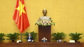 Quang cảnh buổi họp Quốc hội chiều 28-10. Ảnh: VIẾT CHUNG