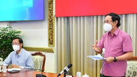 Bí thư Thành ủy TPHCM Nguyễn Văn Nên phát biểu trong buổi gặp gỡ các chuyên gia. Ảnh: VIỆT DŨNG