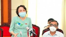 Đại biểu Phạm Khánh Phong Lan: Giờ vẫn chưa có chính sách vaccine dịch vụ, chúng ta lo nổi không?