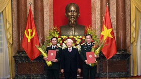 Trao Quyết định thăng quân hàm từ Trung tướng lên Thượng tướng cho 2 Thứ trưởng Bộ Quốc phòng