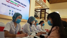 Young people yesterday signed up to be volunteers for Covid-19 vaccine trial in the first day of recruitment (Photo: SGGP)