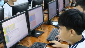 HCMC increases supervision over students’ online learning for cyber safety