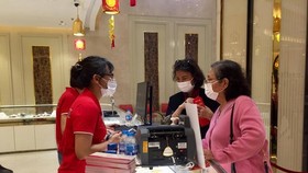Vietnam Report announces top 10 prestigious retailers in 2021