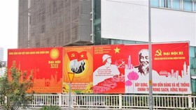 Panels installed in Ho Chi Minh City to welcome the 13th National Party Congress (Photo: VNA)