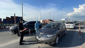Covid-19 checkpoints at HCMC’s gateways suspend operation